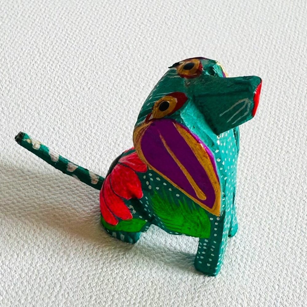 Hand-Painted Mexican Alebrije Dog Figurine — Artisan Folk Art — 2x2"
